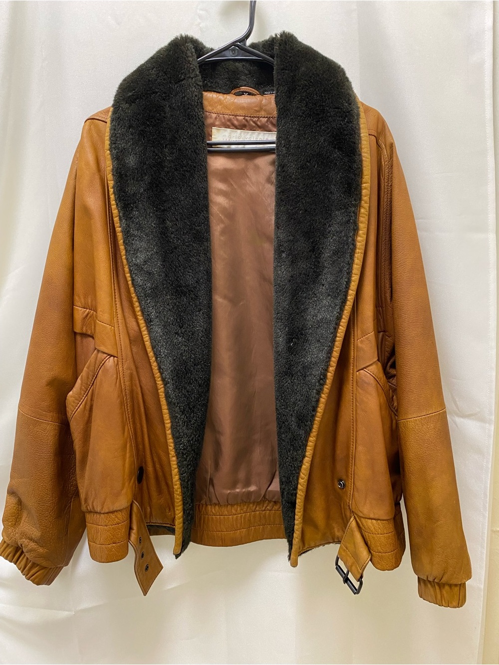 Men's Cognac Leather Jacket with Black Shearling Collar - Picture 7 of 7